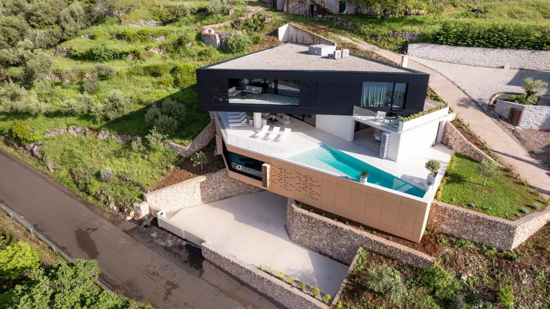 Villa 3,0 Near Opatija For 8 People With Indoor And Outdoor Pool & Wellness