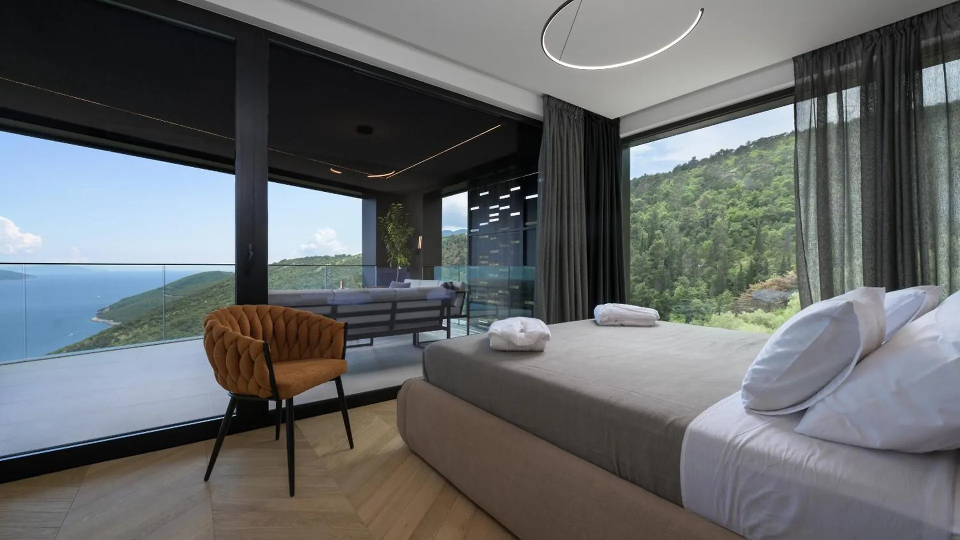 Villa 3,0 Near Opatija For 8 People With Indoor And Outdoor Pool & Wellness